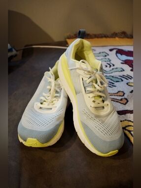 Altra Women’s Light Blue and Yellow Athletic Running Shoes, Size 11
